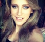 Serenay Sarıkaya